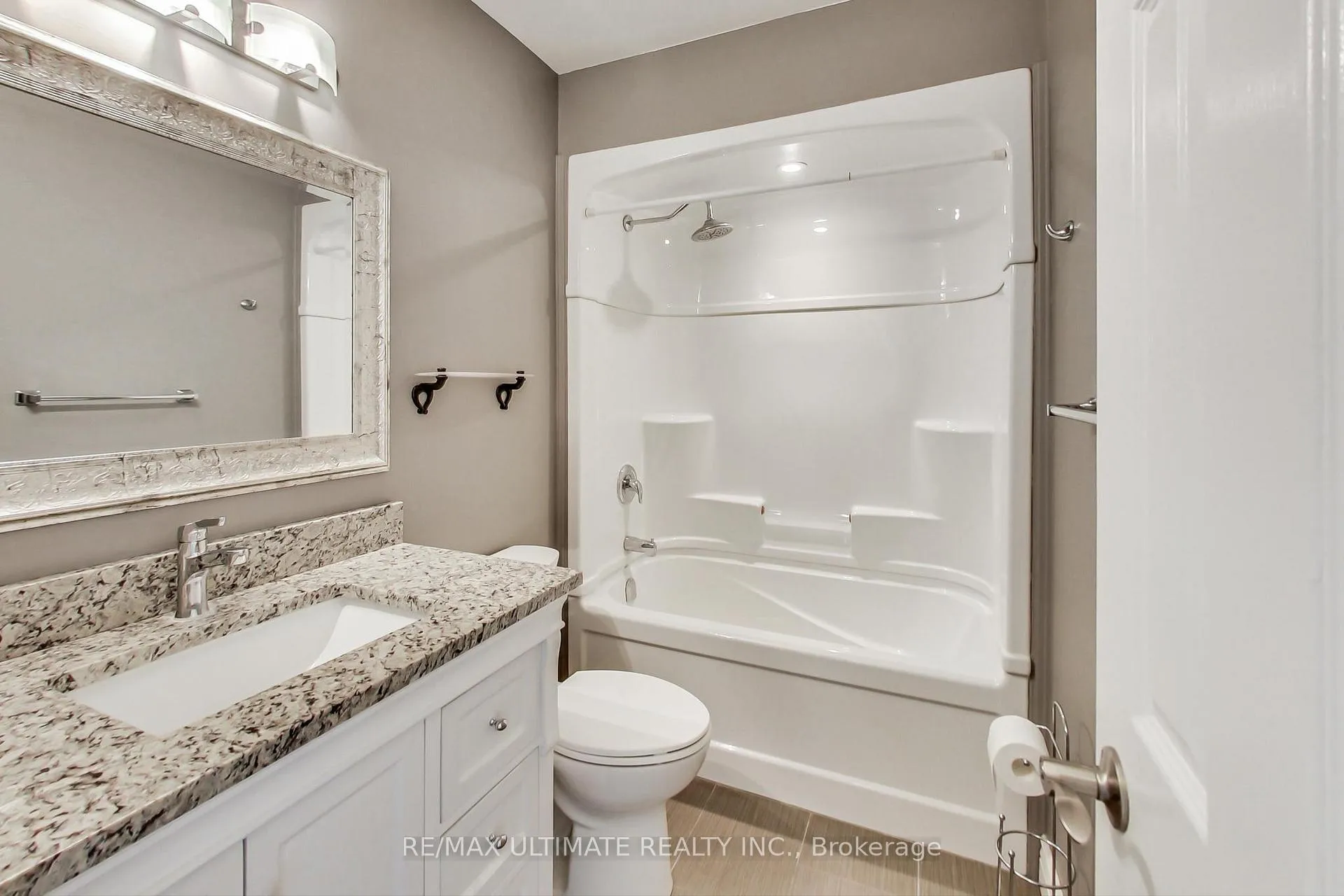 Photo 17 of Unit Main, 209 Dunsmore Lane, Barrie, Georgian Drive — HOMEH
