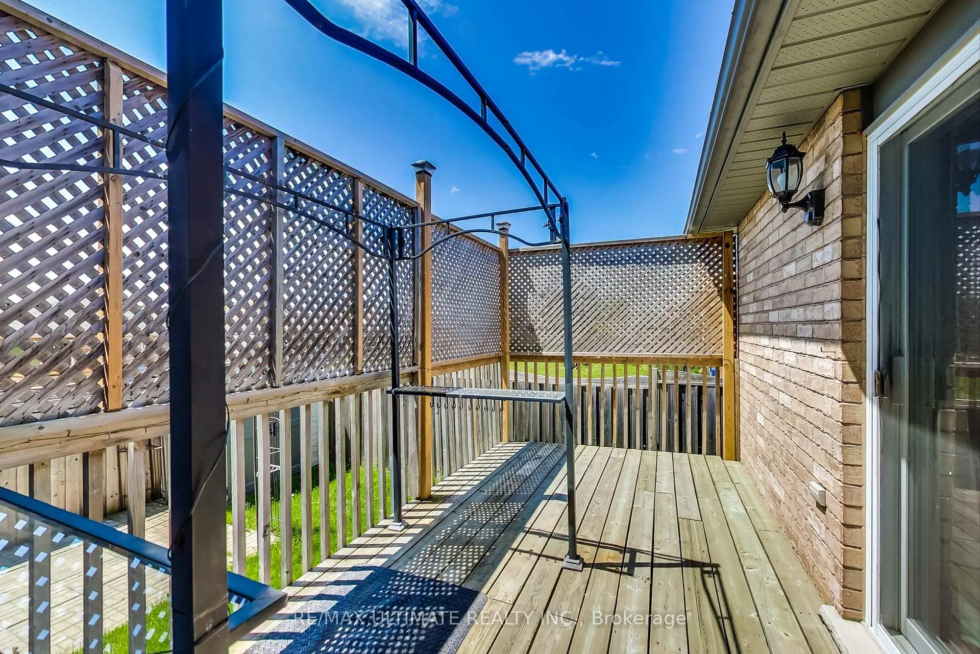 Photo 21 of Unit Main, 209 Dunsmore Lane, Barrie, Georgian Drive — HOMEH