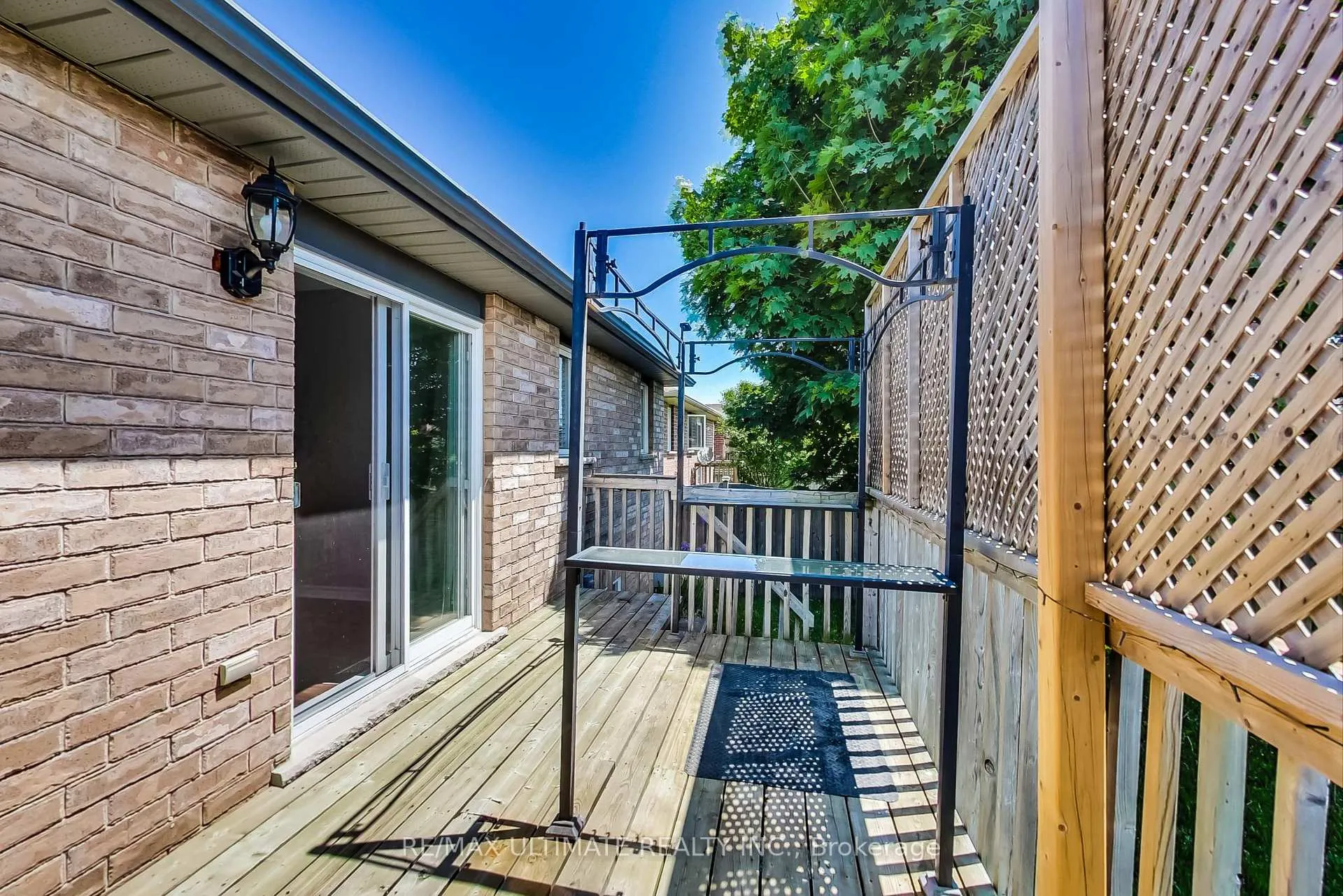 Photo 22 of Unit Main, 209 Dunsmore Lane, Barrie, Georgian Drive — HOMEH
