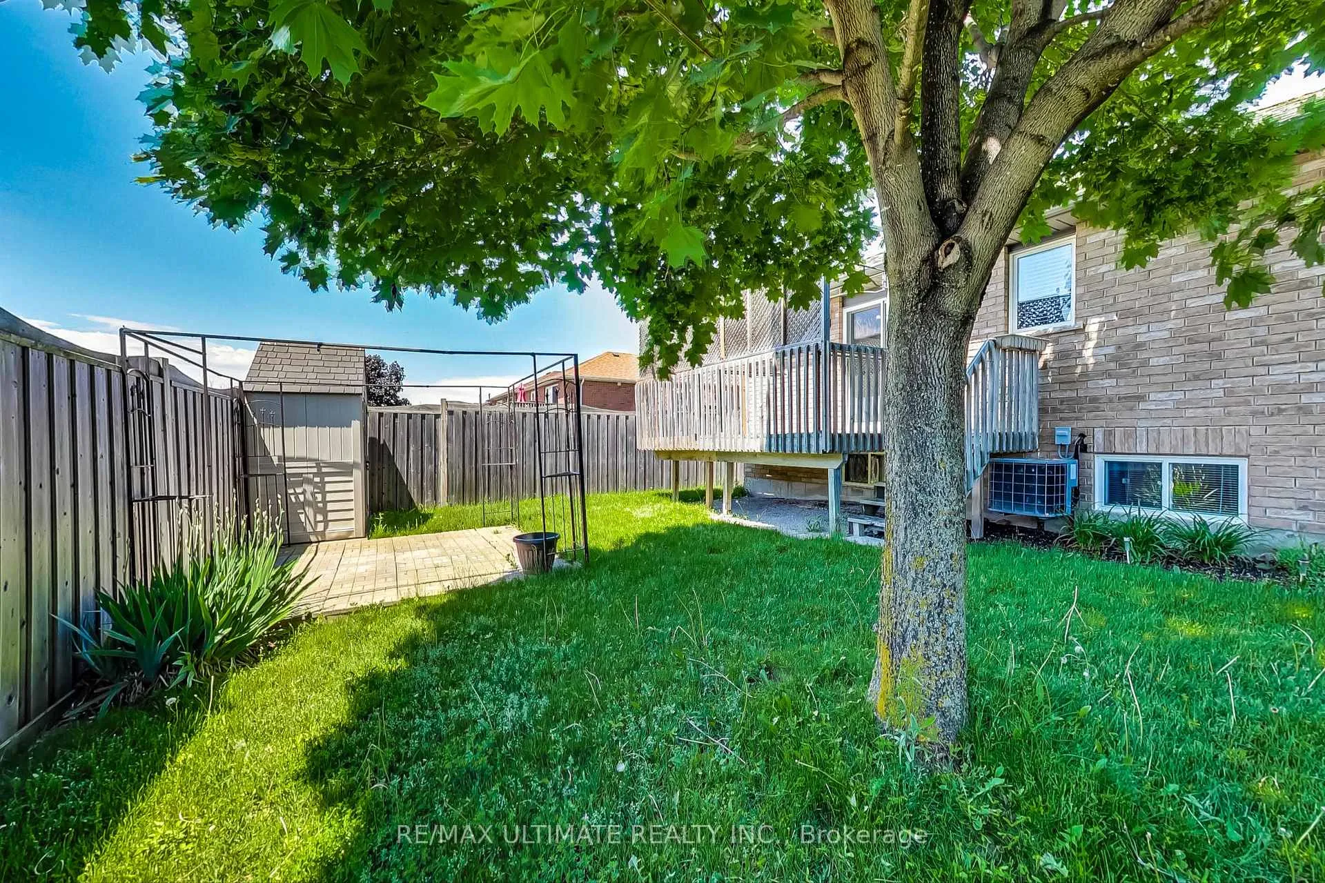 Photo 23 of Unit Main, 209 Dunsmore Lane, Barrie, Georgian Drive — HOMEH