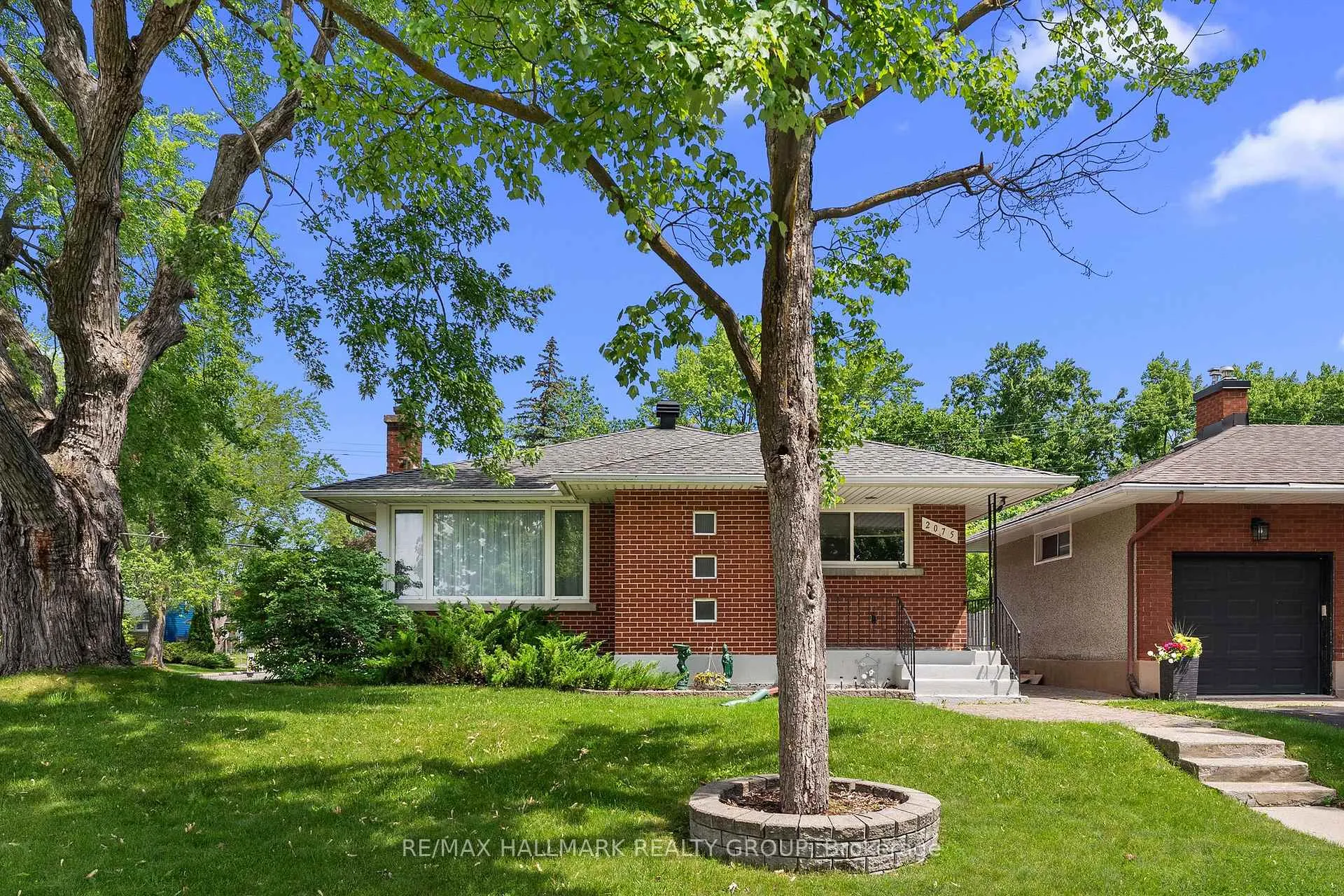 Photo 15 of 2075 Neepawa Avenue, Ottawa, Carlingwood — HOMEH