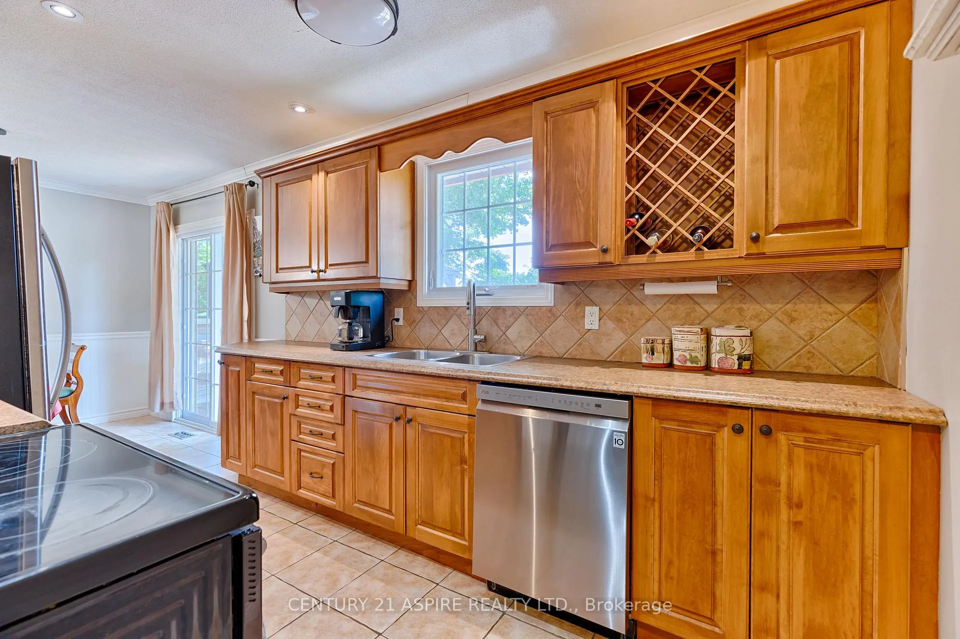 Photo 14 of 22 Harris Crescent, Whitewater Region, Beachburg — HOMEH