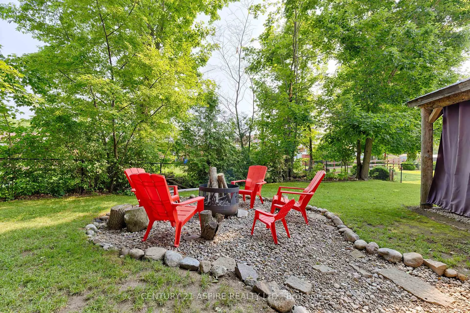 Photo 38 of 22 Harris Crescent, Whitewater Region, Beachburg — HOMEH