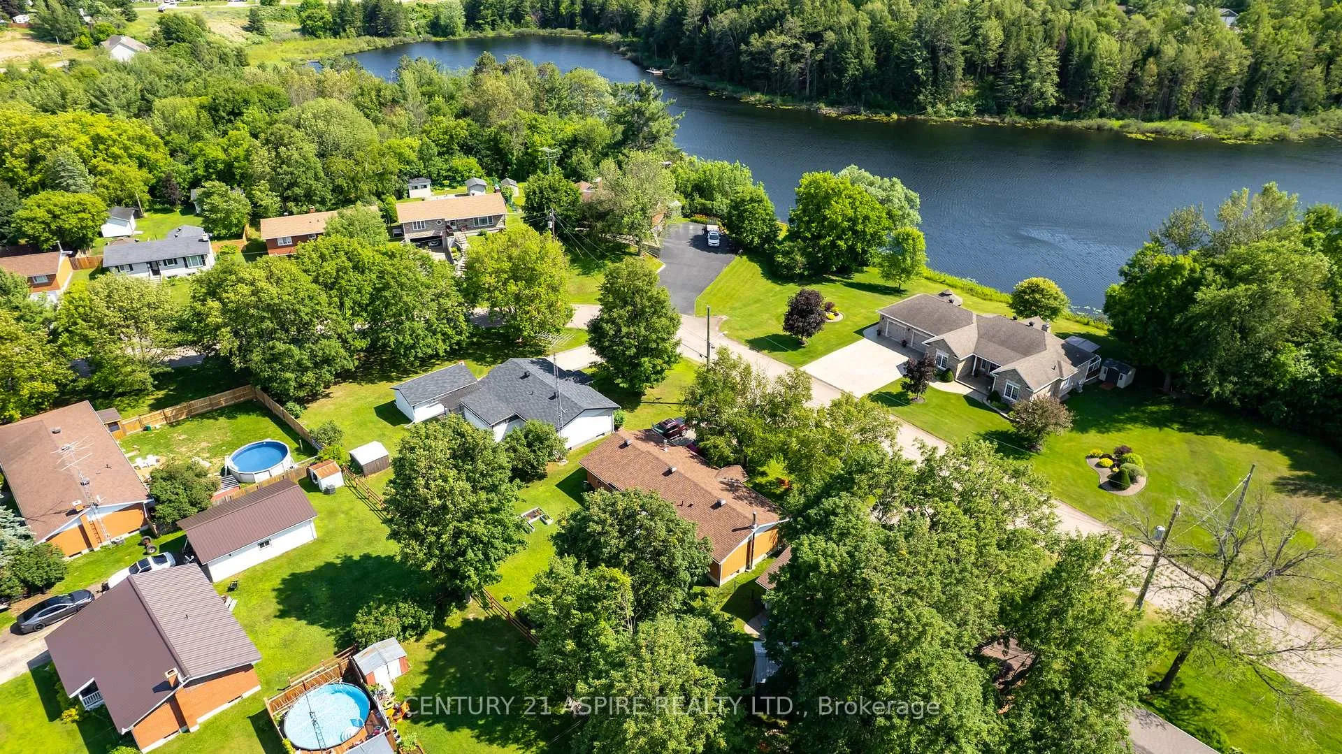 Photo 49 of 22 Harris Crescent, Whitewater Region, Beachburg — HOMEH