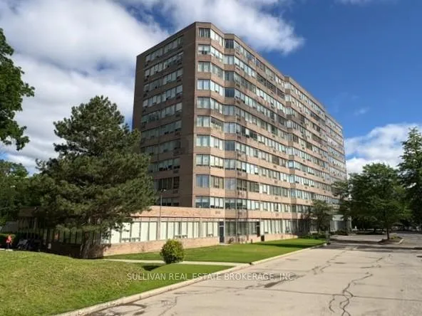 Front of Unit 702, 3227 King Street E