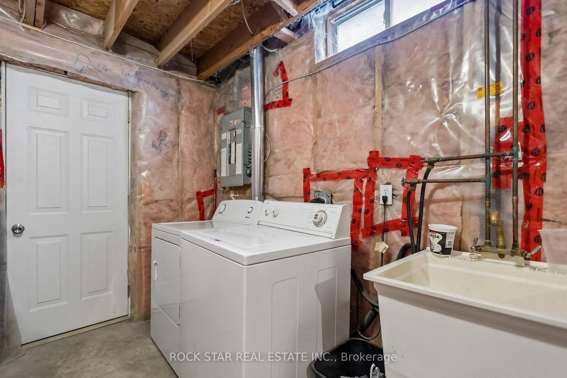 Photo 17 of 72 Chesterton Lane, Guelph, Grange Road — HOMEH