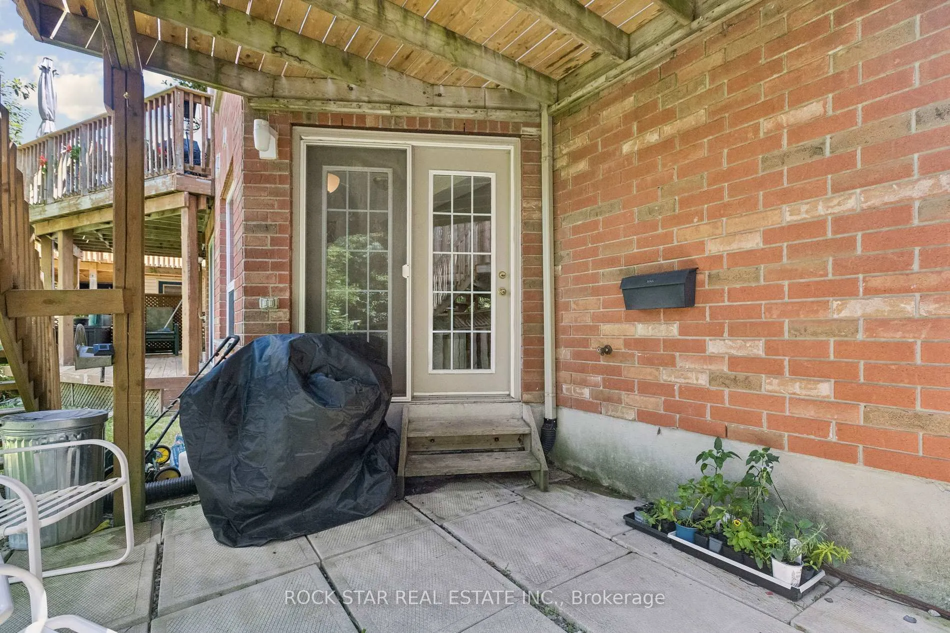 Photo 18 of 72 Chesterton Lane, Guelph, Grange Road — HOMEH