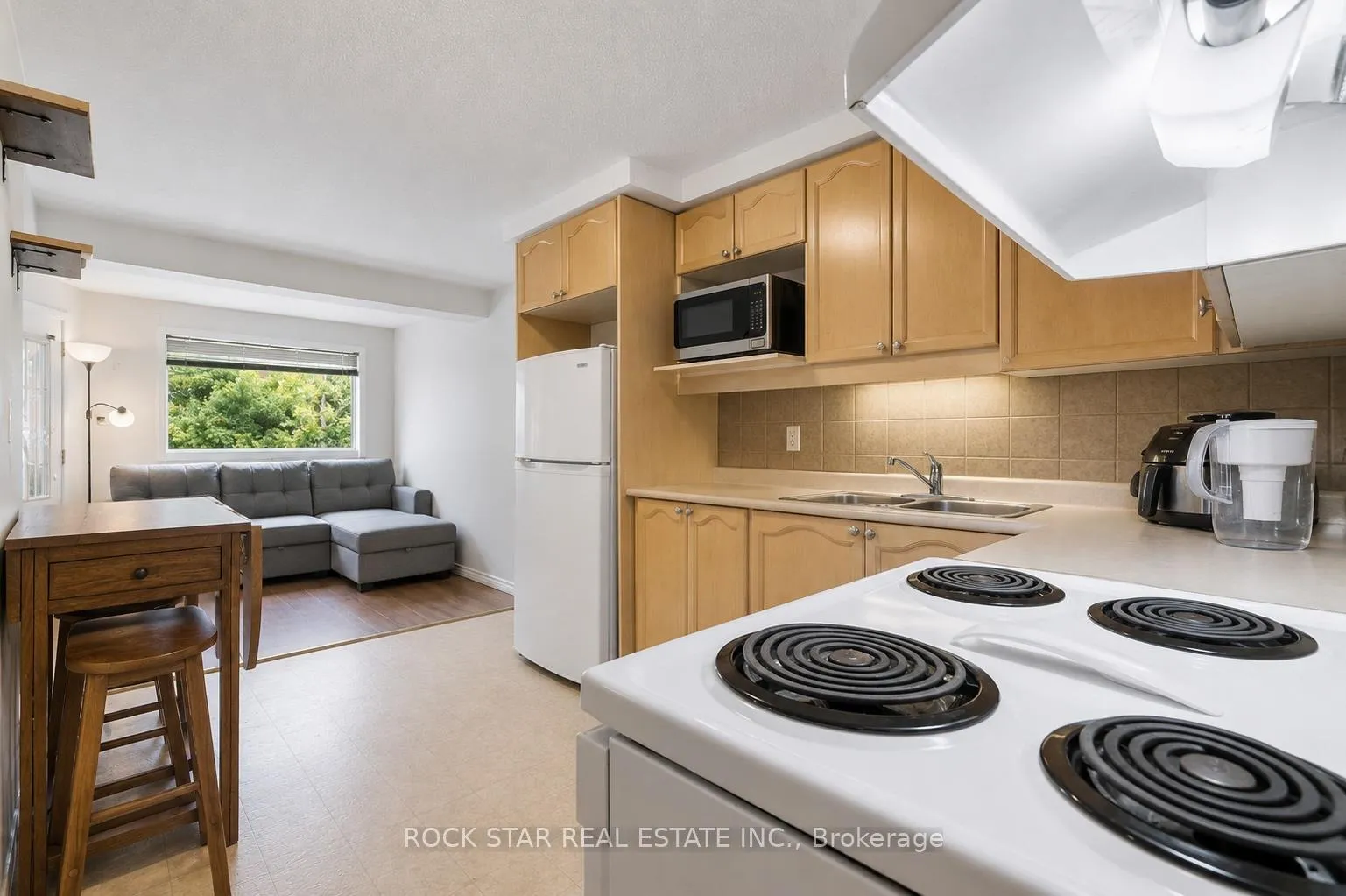 Photo 20 of 72 Chesterton Lane, Guelph, Grange Road — HOMEH
