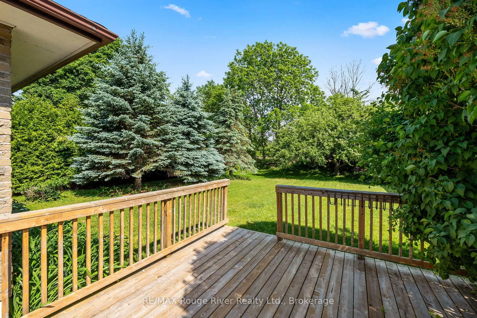 Photo 5 of 42 Meredith Crescent, Cobourg — HOMEH