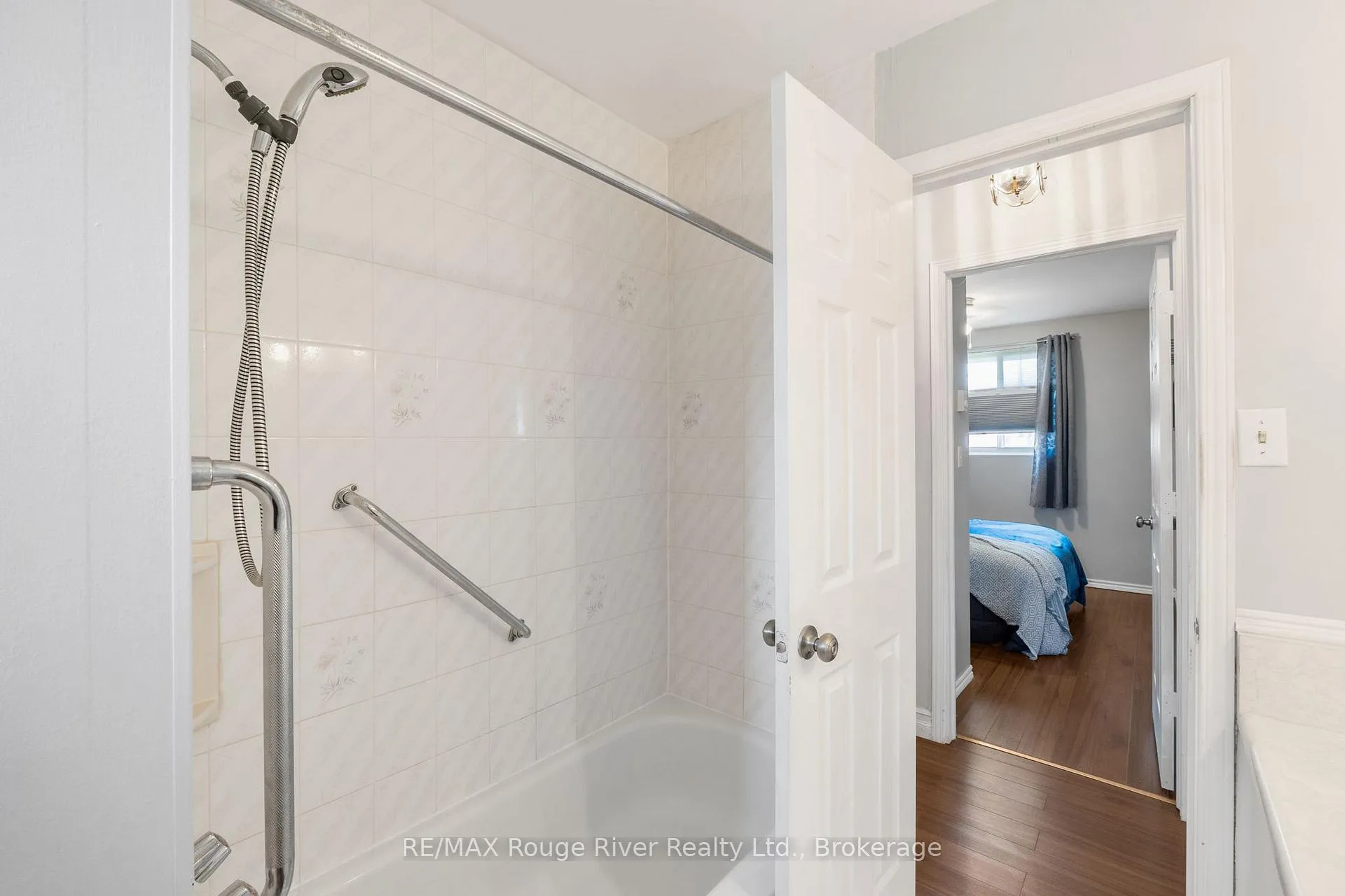Photo 26 of 42 Meredith Crescent, Cobourg — HOMEH