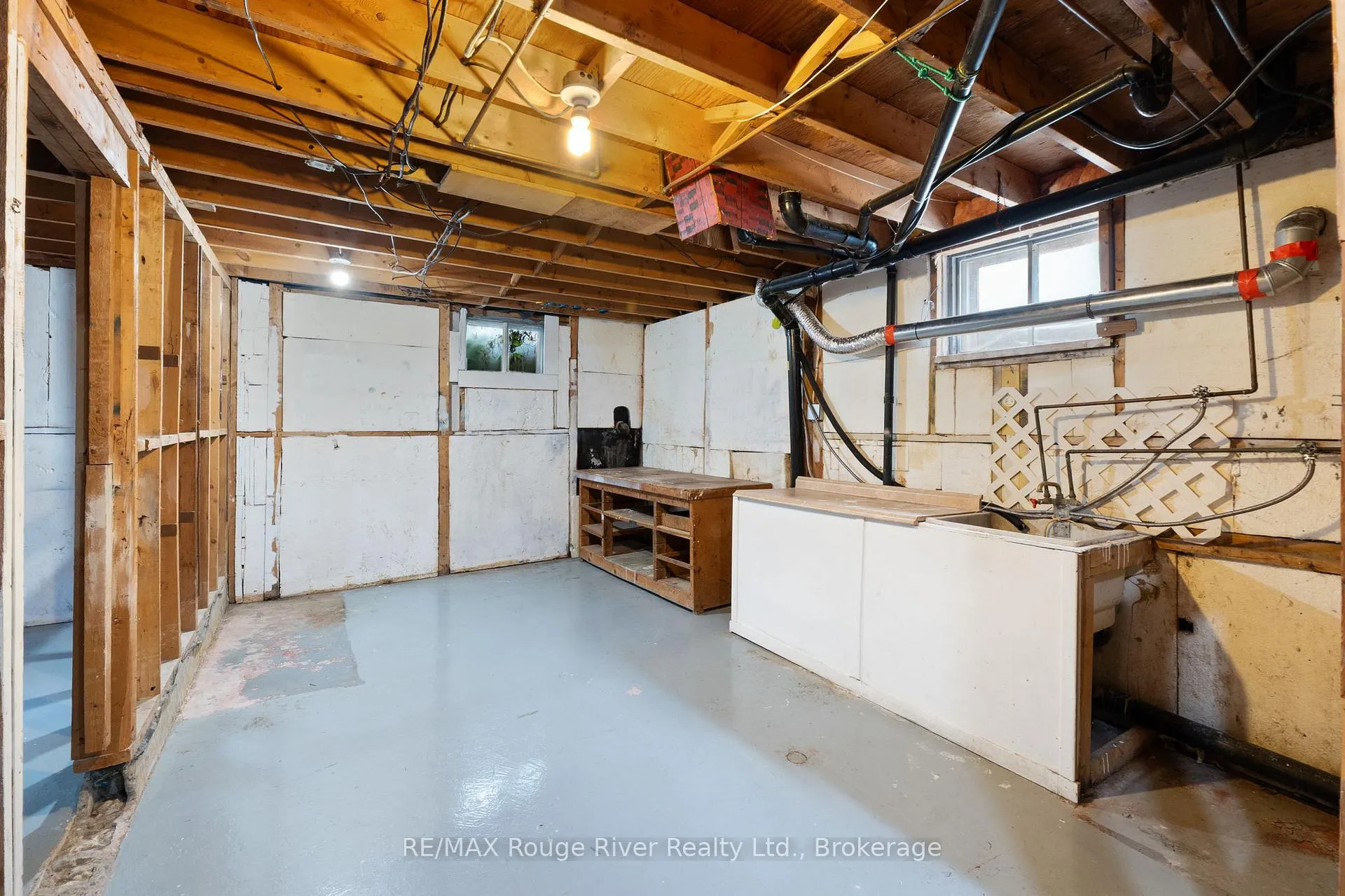 Photo 37 of 42 Meredith Crescent, Cobourg — HOMEH