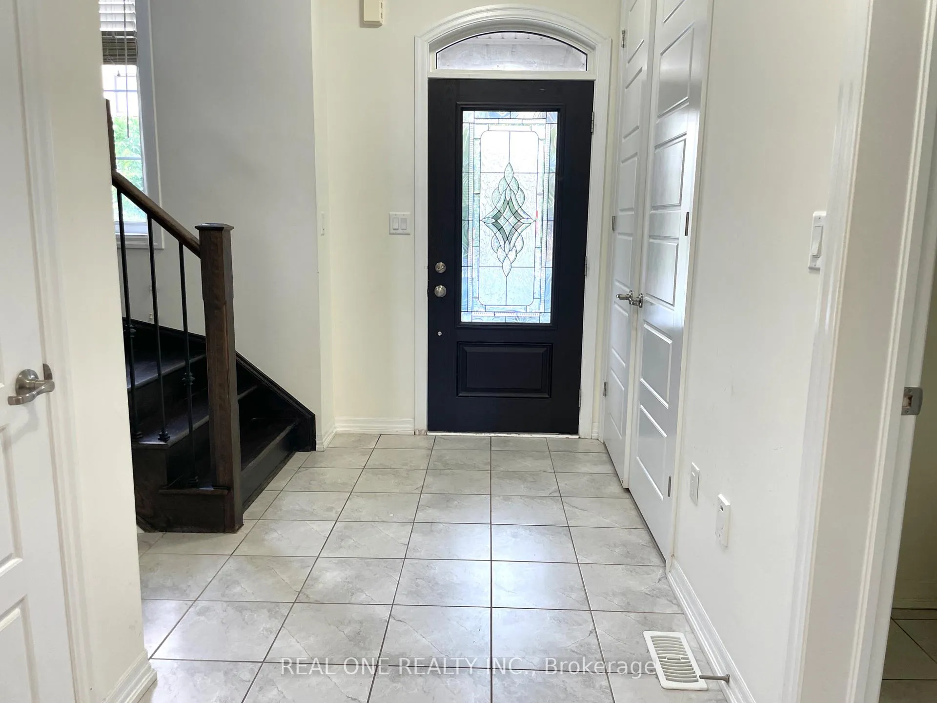 Photo 4 of 3164 Ernest Appelbe Boulevard, Oakville, Glenorchy — HOMEH