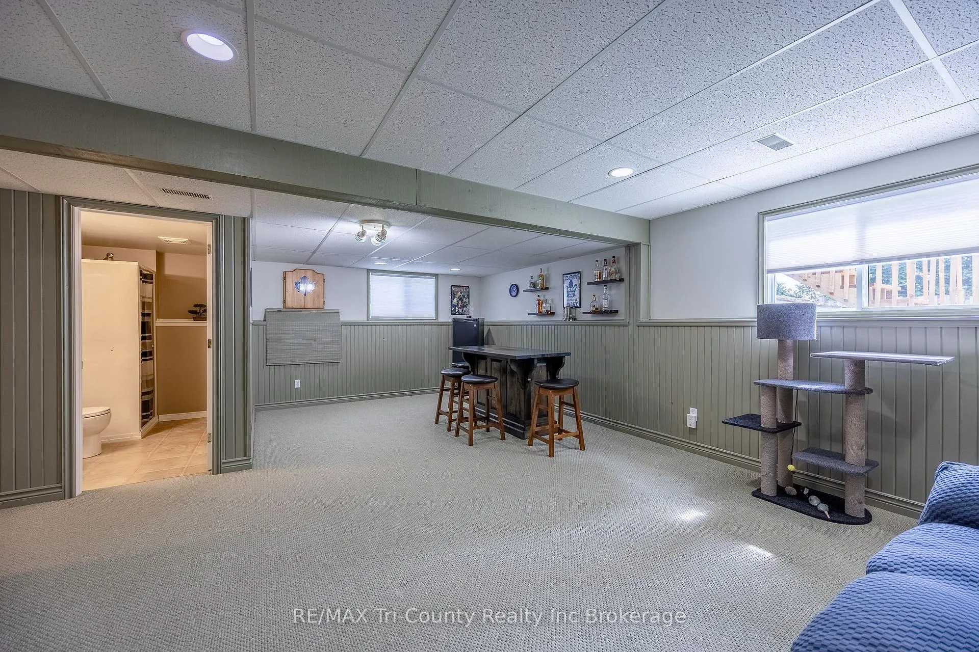 Photo 17 of 23 Magnolia Drive, Tillsonburg — HOMEH
