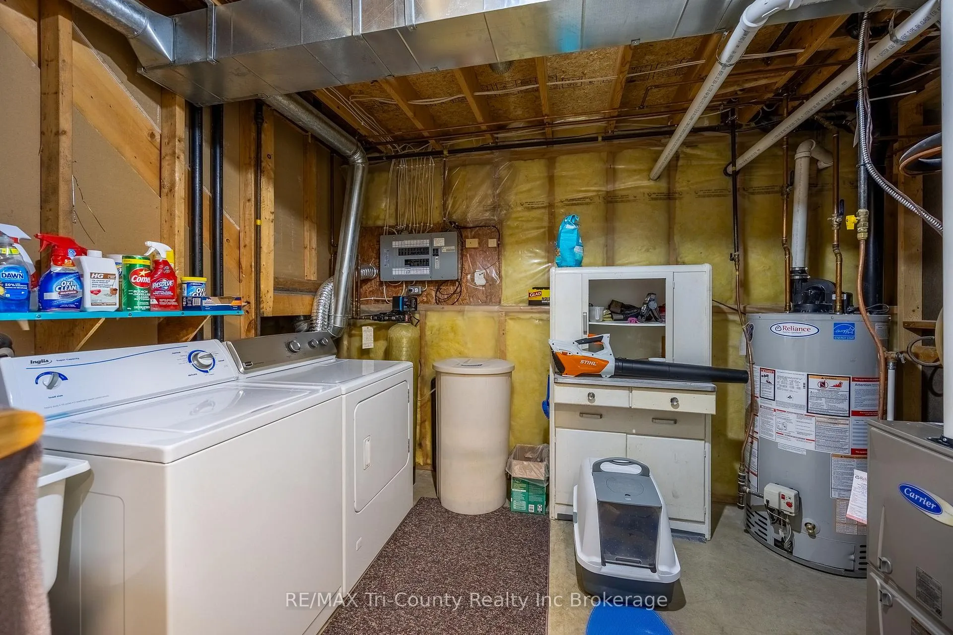 Photo 19 of 23 Magnolia Drive, Tillsonburg — HOMEH