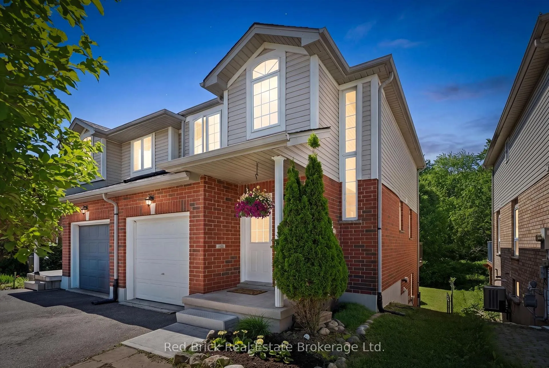 Photo 1 of 30 Chillico Drive, Guelph, Willow West/Sugarbush/West Acres — HOMEH