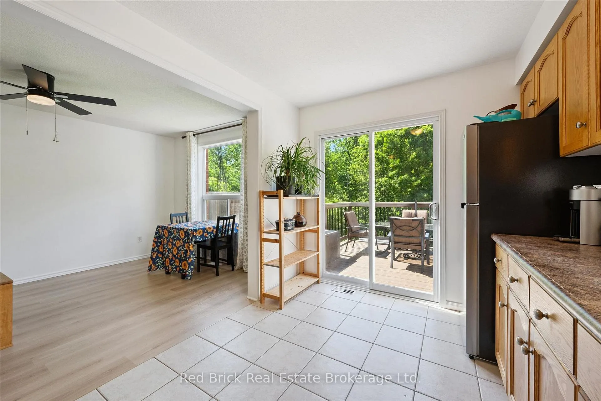 Photo 15 of 30 Chillico Drive, Guelph, Willow West/Sugarbush/West Acres — HOMEH