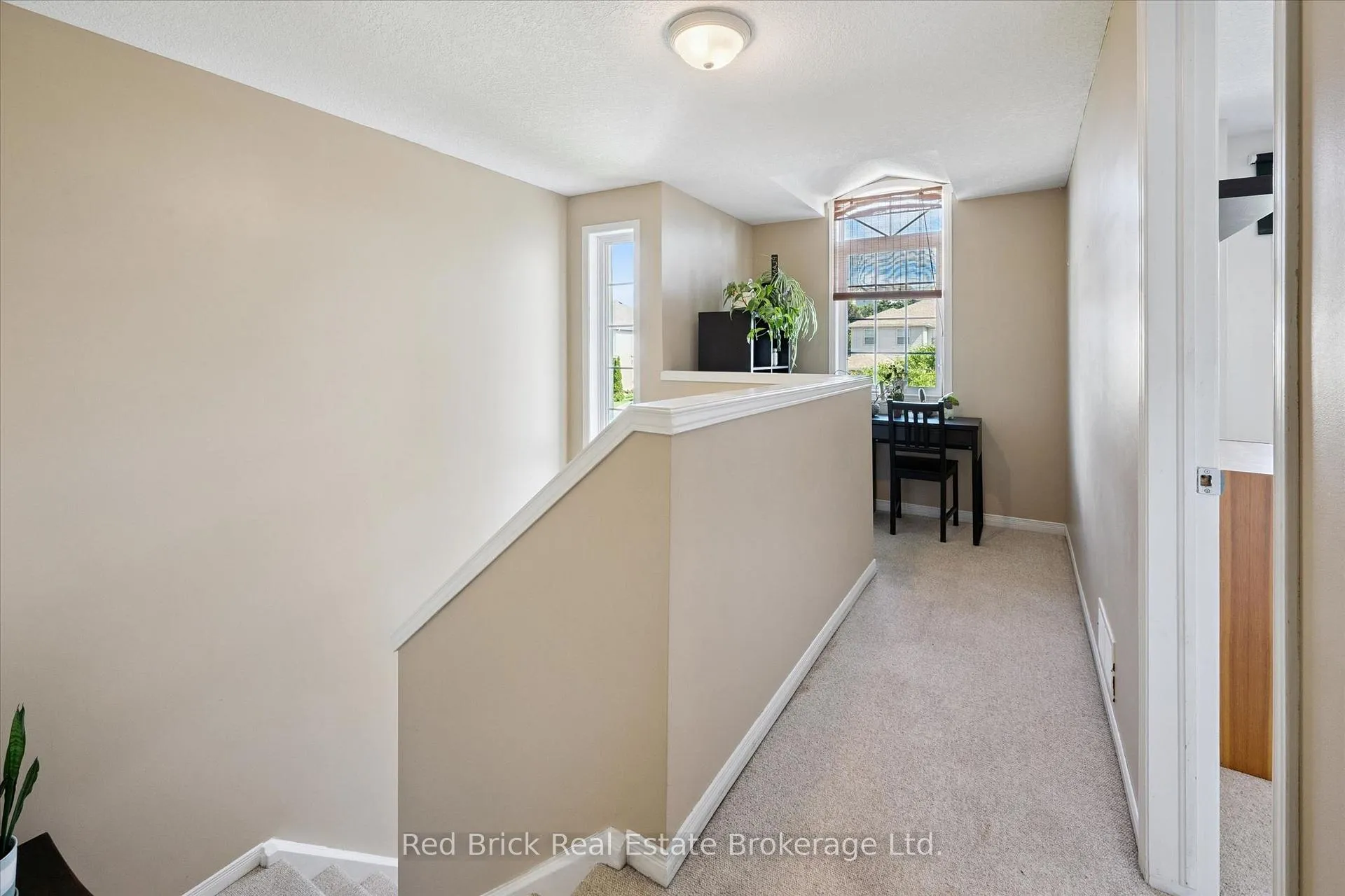 Photo 19 of 30 Chillico Drive, Guelph, Willow West/Sugarbush/West Acres — HOMEH