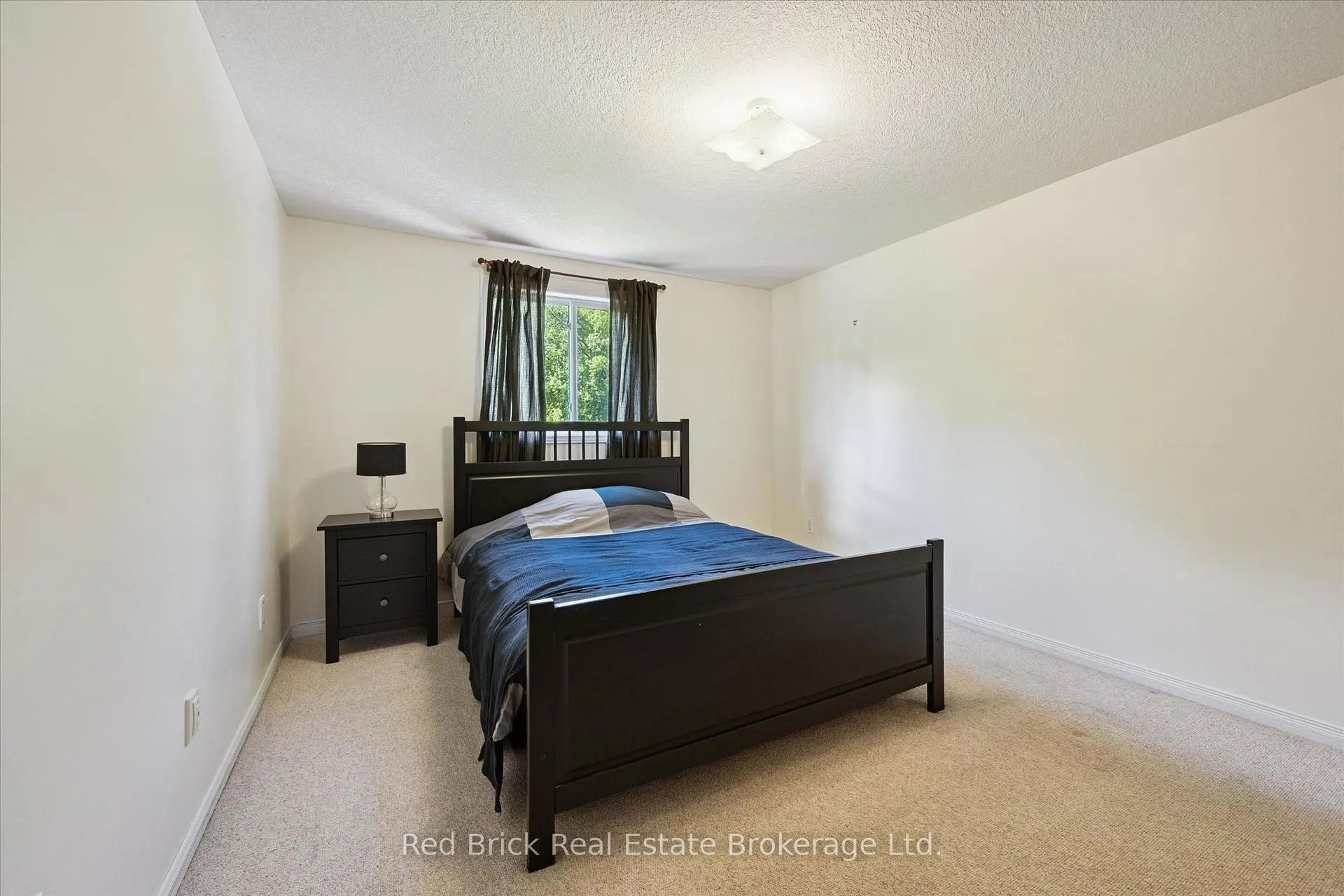 Photo 21 of 30 Chillico Drive, Guelph, Willow West/Sugarbush/West Acres — HOMEH