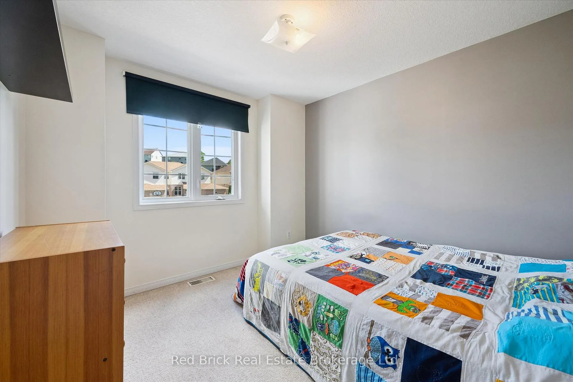 Photo 23 of 30 Chillico Drive, Guelph, Willow West/Sugarbush/West Acres — HOMEH