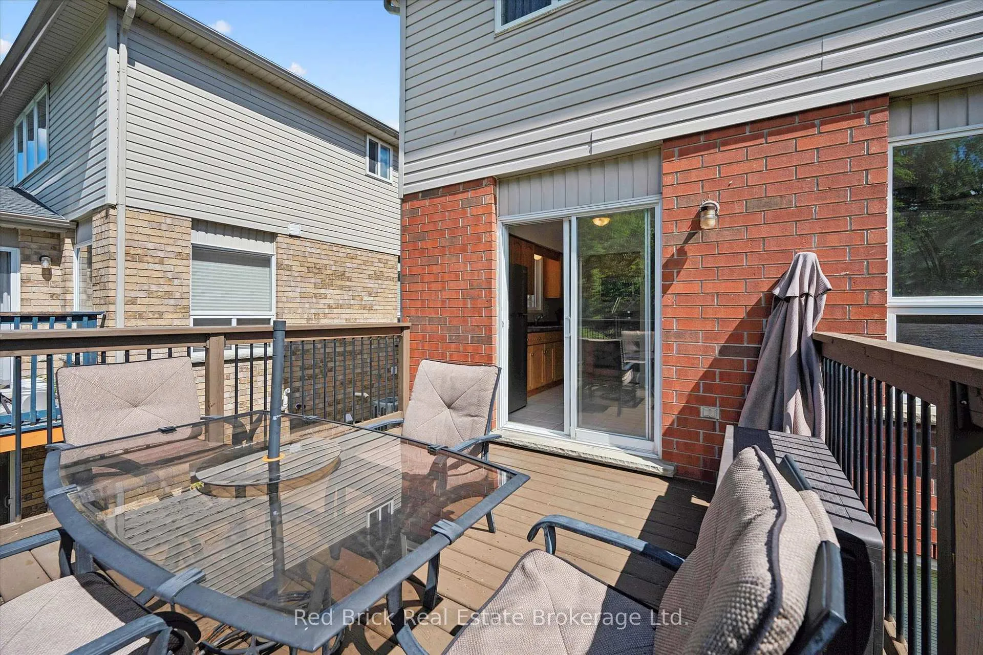 Photo 33 of 30 Chillico Drive, Guelph, Willow West/Sugarbush/West Acres — HOMEH