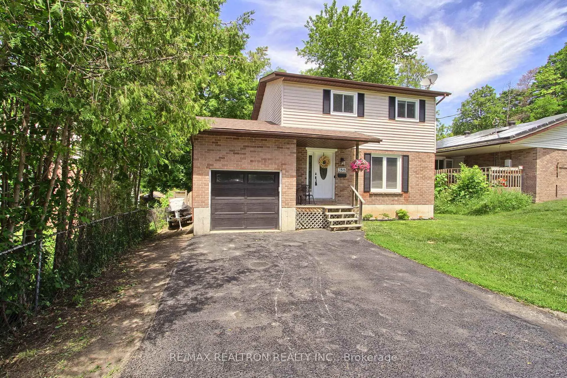 Photo 2 of 288 Terrace Drive, Georgina, Keswick South — HOMEH