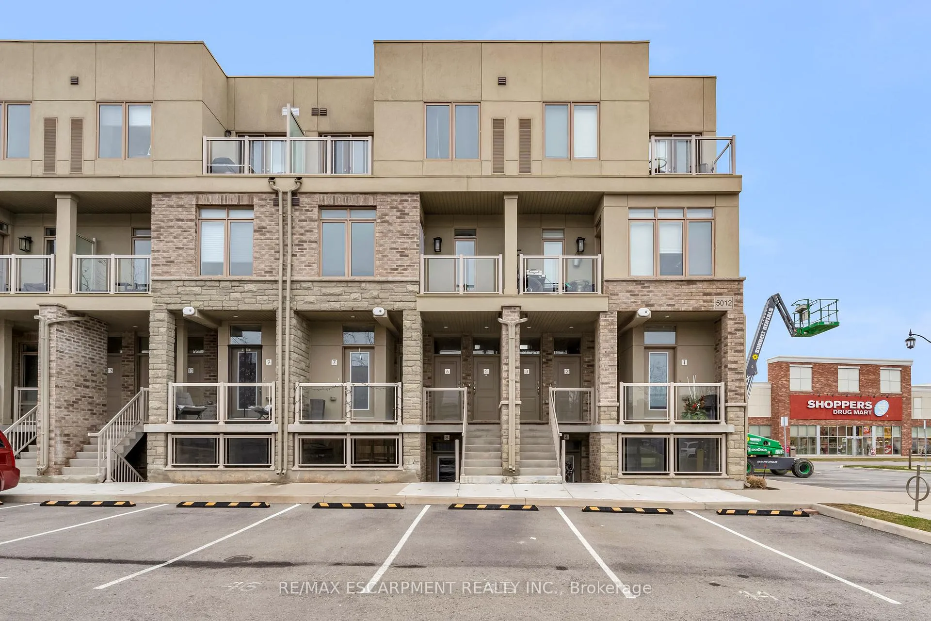 Photo 1 of Unit 5, 5012 Serena Drive, Lincoln, Beamsville — HOMEH