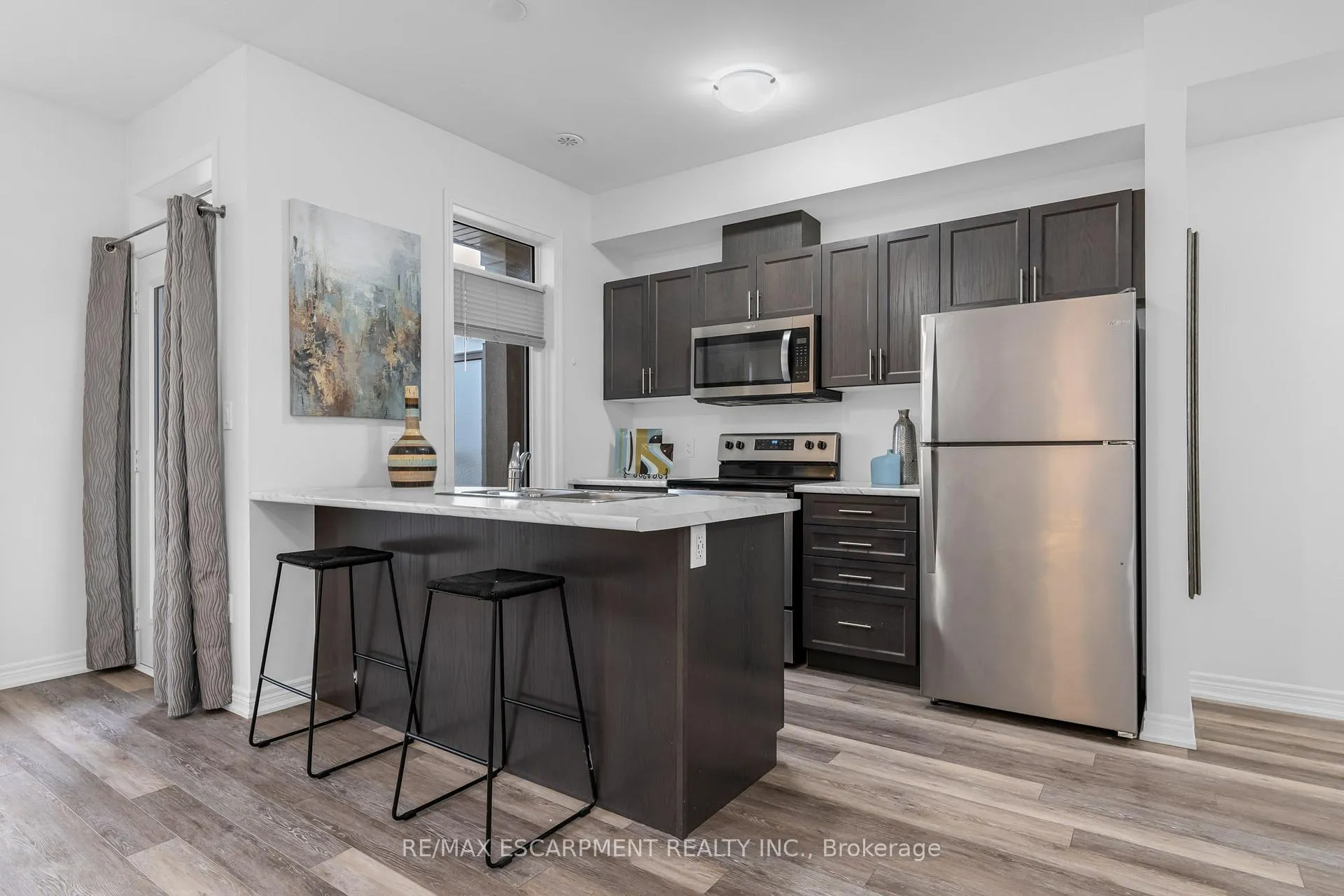 Photo 4 of Unit 5, 5012 Serena Drive, Lincoln, Beamsville — HOMEH