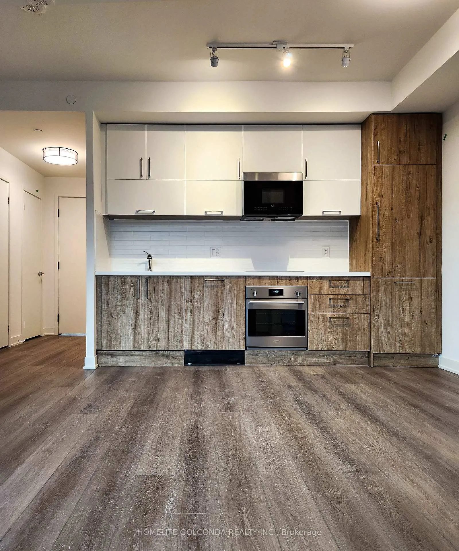 Photo 8 of Unit A905, 8119 Birchmount Road, Markham, Unionville — HOMEH