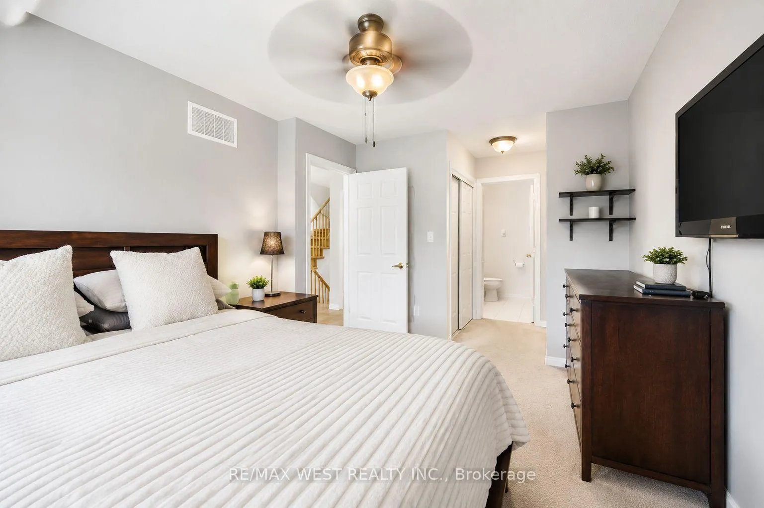 Photo 9 of Unit 85, 1250 St. Martins Drive, Pickering, Bay Ridges — HOMEH
