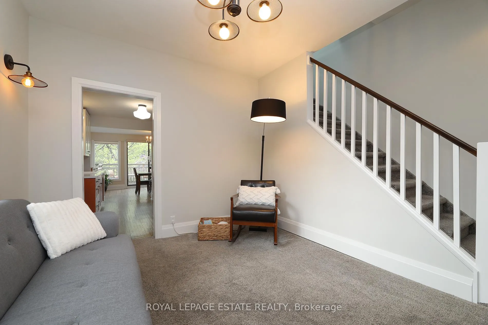Photo 12 of 27 Sycamore Place, Toronto, The Beaches — HOMEH