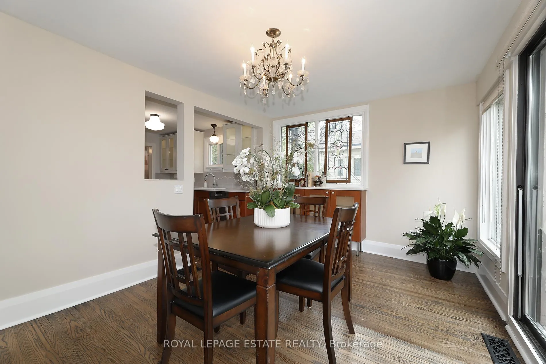 Photo 20 of 27 Sycamore Place, Toronto, The Beaches — HOMEH