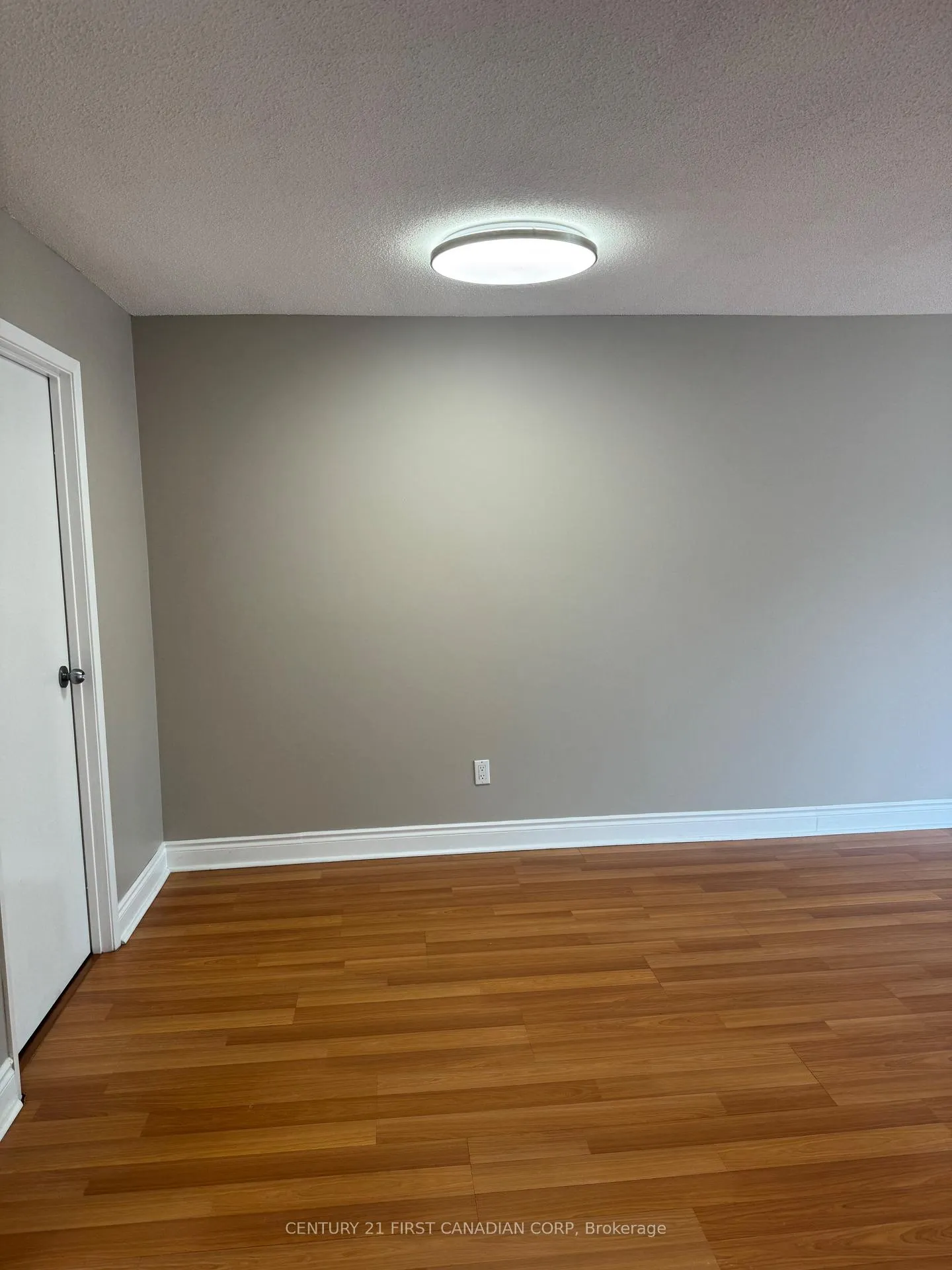 Photo 16 of Unit 206, 5 Jacksway Crescent, London, North G — HOMEH