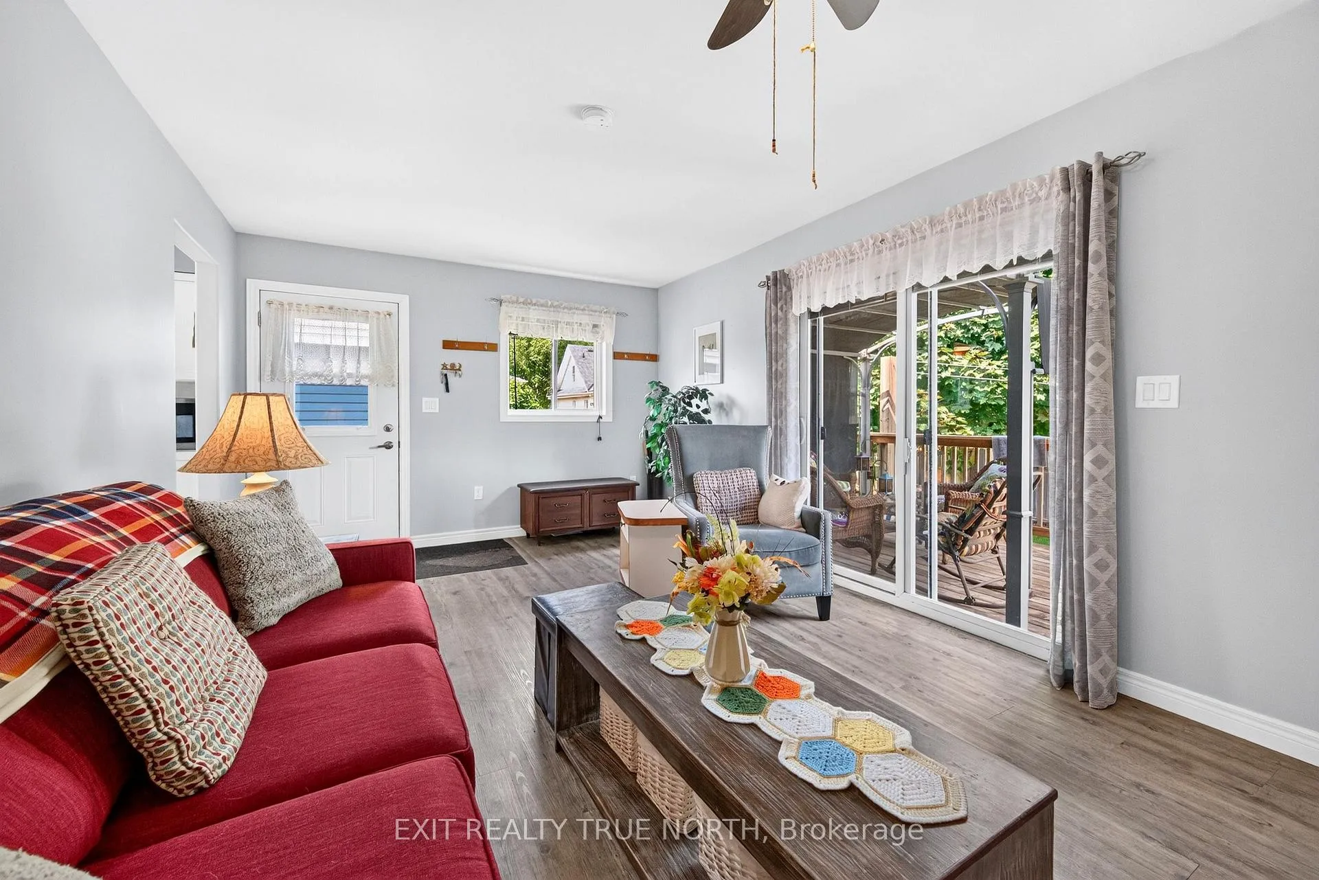 Photo 19 of 320 Yonge Street, Midland — HOMEH