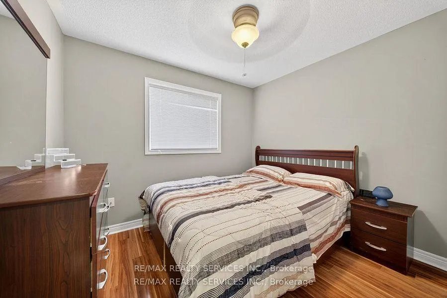 Photo 28 of 98 Saffron Crescent, Brampton, Bramalea North Industrial — HOMEH