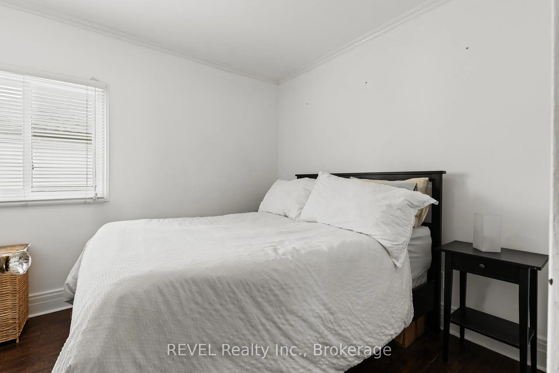 Photo 15 of 20 Monck Street, St. Catharines, Western Hill — HOMEH