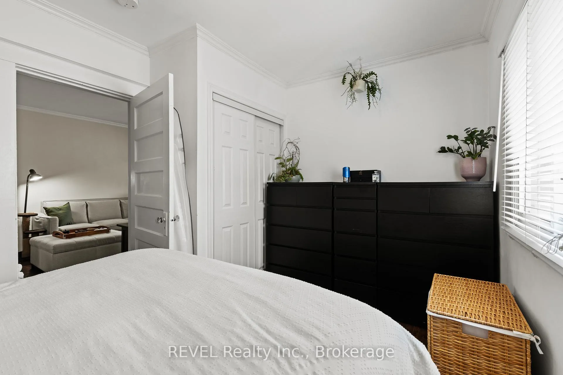 Photo 16 of 20 Monck Street, St. Catharines, Western Hill — HOMEH