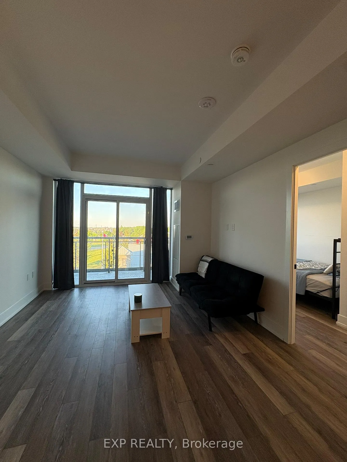 Photo 2 of Unit 442, 2075 King Road, King, King City — HOMEH
