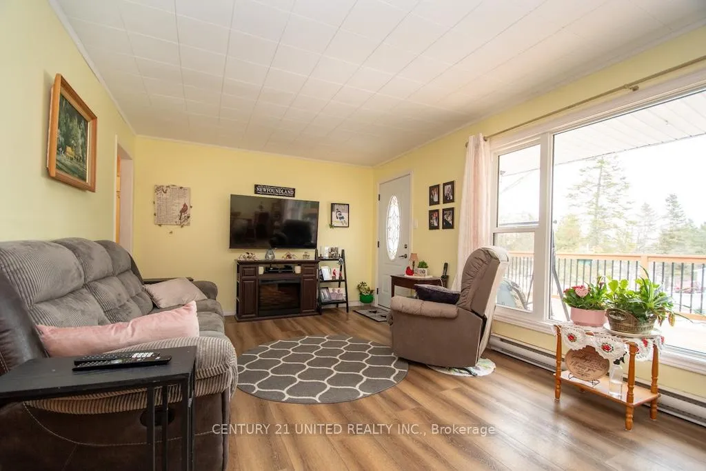 Photo 3 of 216 George Drive, Kawartha Lakes, Emily — HOMEH