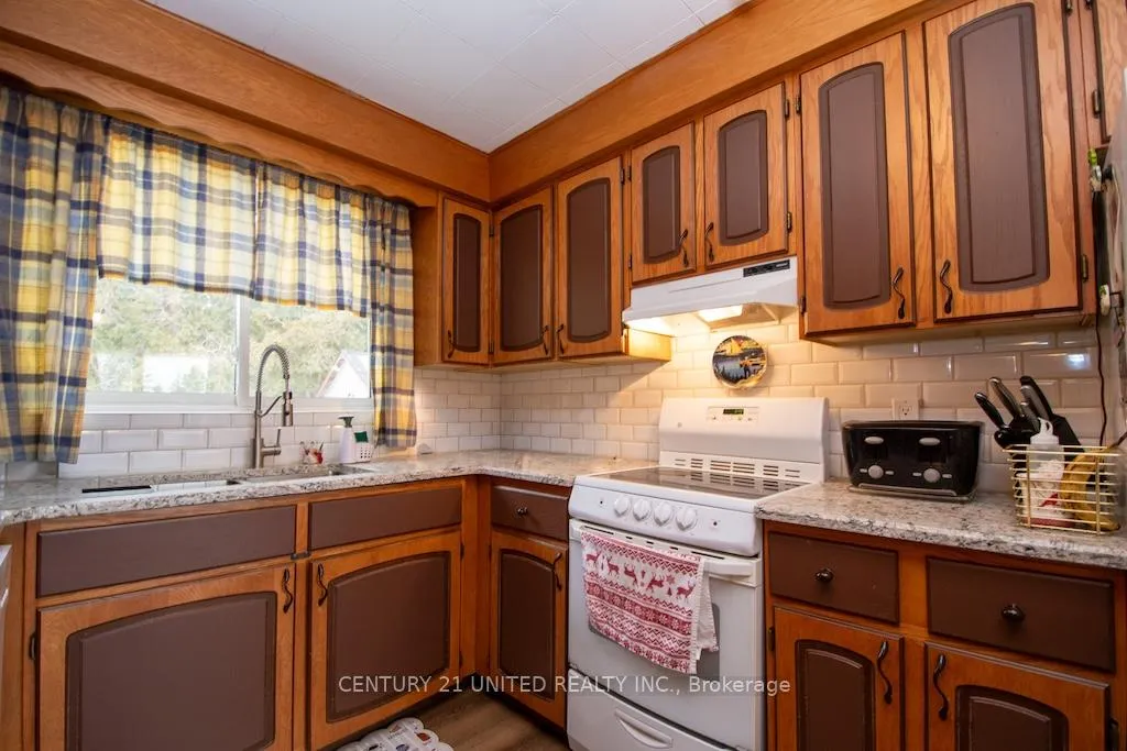 Photo 7 of 216 George Drive, Kawartha Lakes, Emily — HOMEH