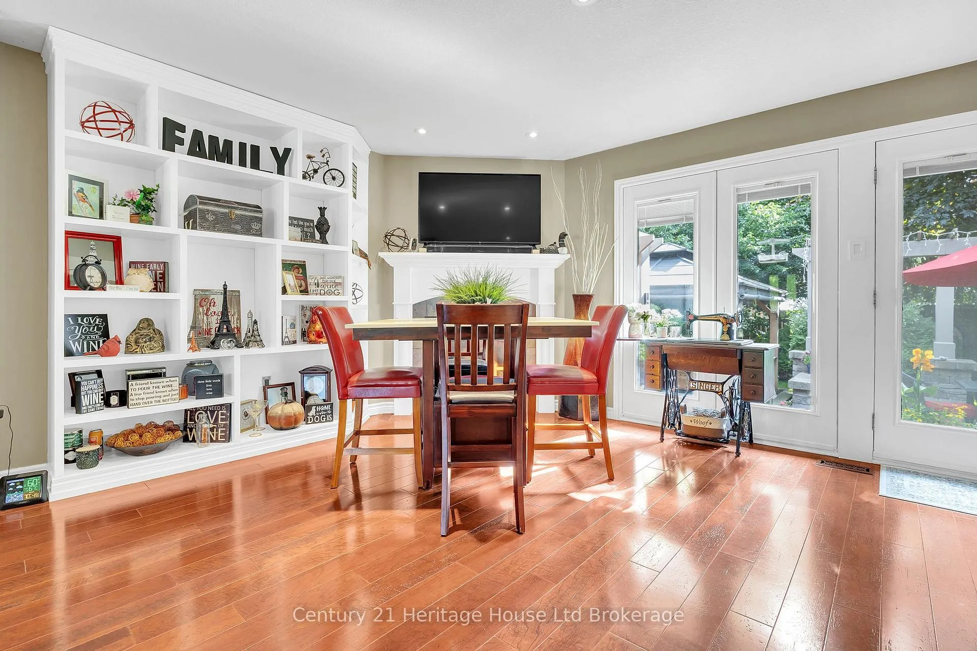 Photo 8 of 42 Alexander Avenue, Tillsonburg — HOMEH