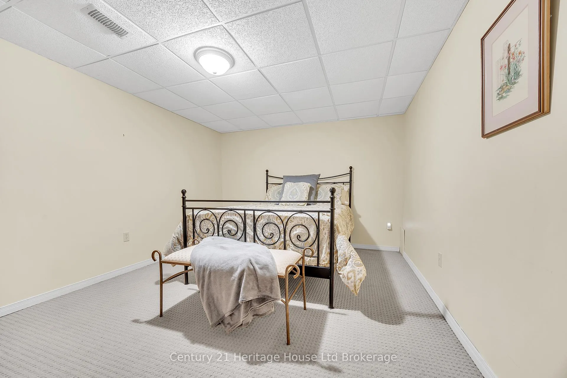 Photo 25 of 42 Alexander Avenue, Tillsonburg — HOMEH
