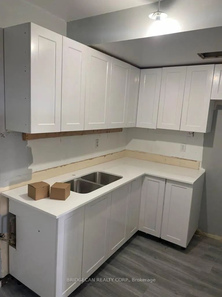 Photo 1 of Unit 708, 150 Charlton Avenue E, Hamilton, Corktown — HOMEH
