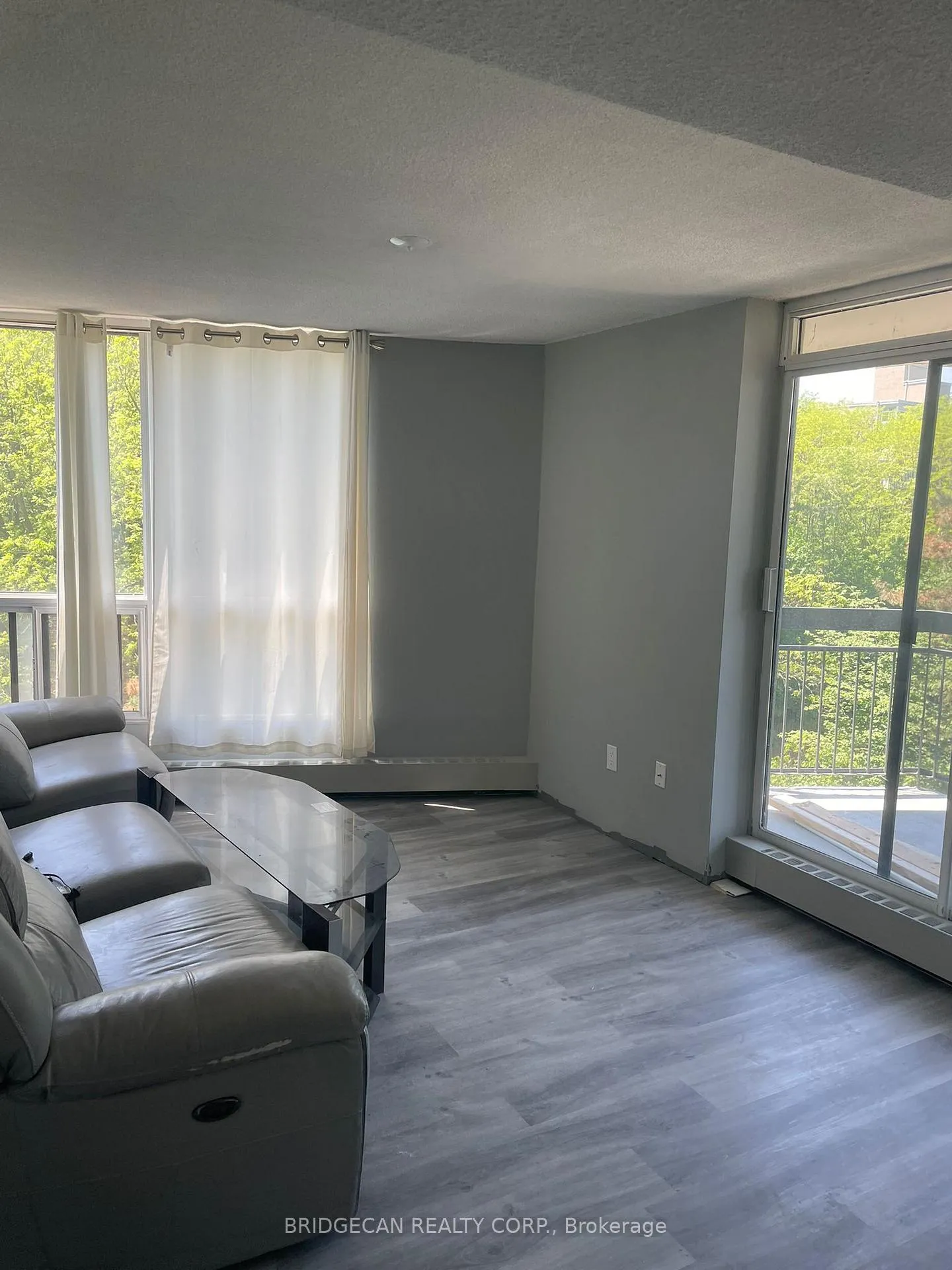 Photo 4 of Unit 708, 150 Charlton Avenue E, Hamilton, Corktown — HOMEH
