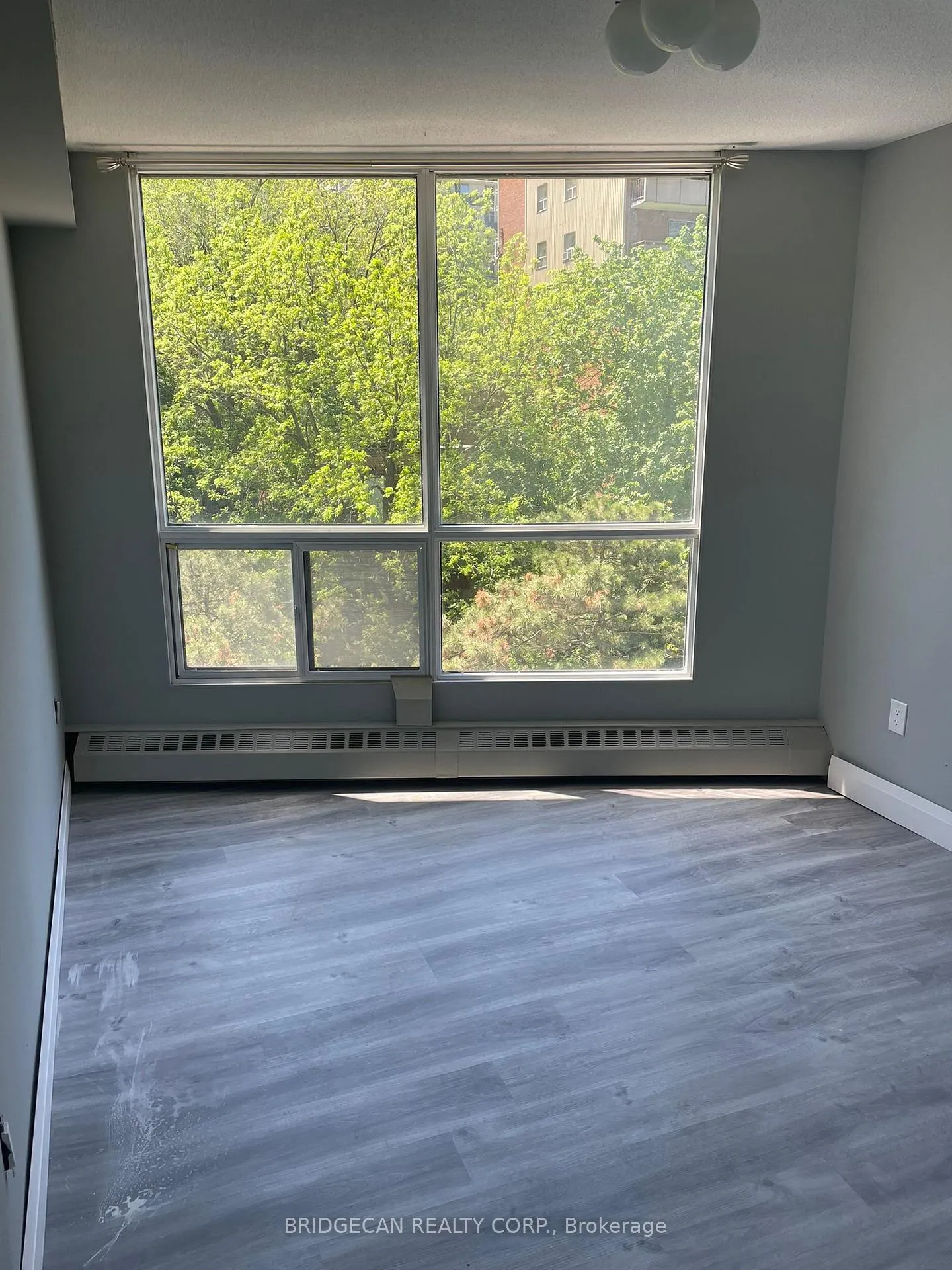 Photo 6 of Unit 708, 150 Charlton Avenue E, Hamilton, Corktown — HOMEH