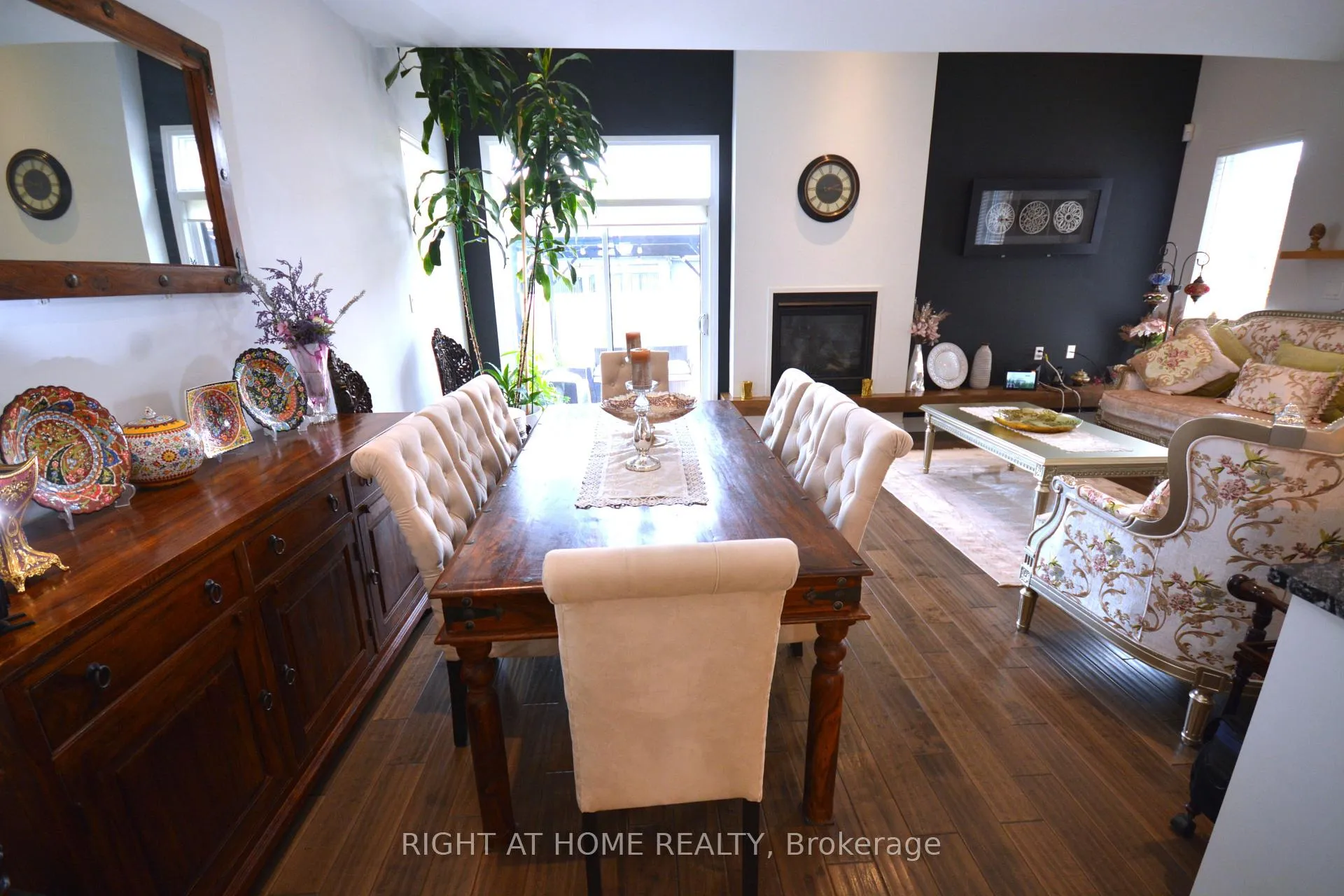 Photo 23 of 598 Freeport Street, London, North E — HOMEH