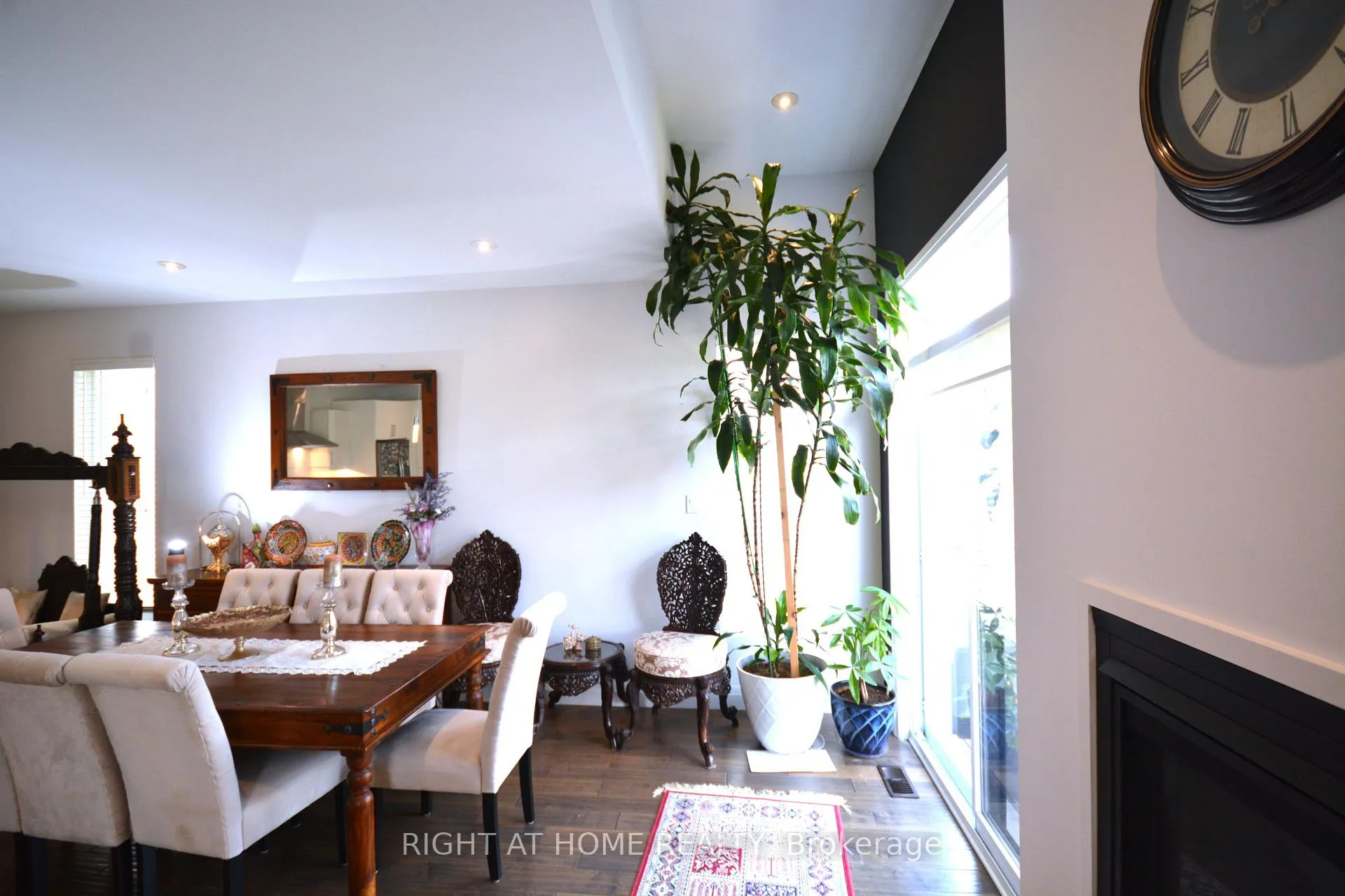 Photo 24 of 598 Freeport Street, London, North E — HOMEH