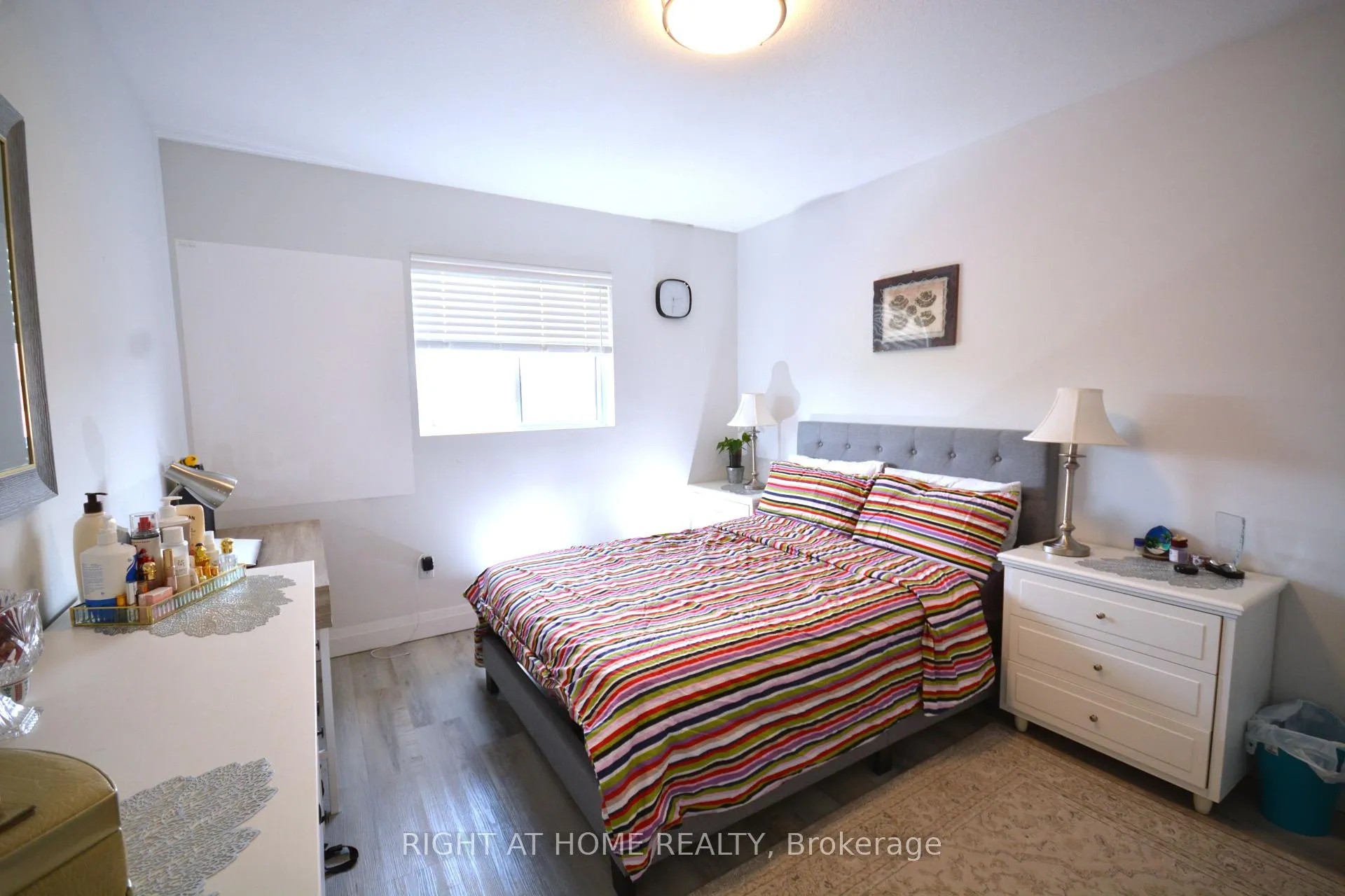 Photo 37 of 598 Freeport Street, London, North E — HOMEH