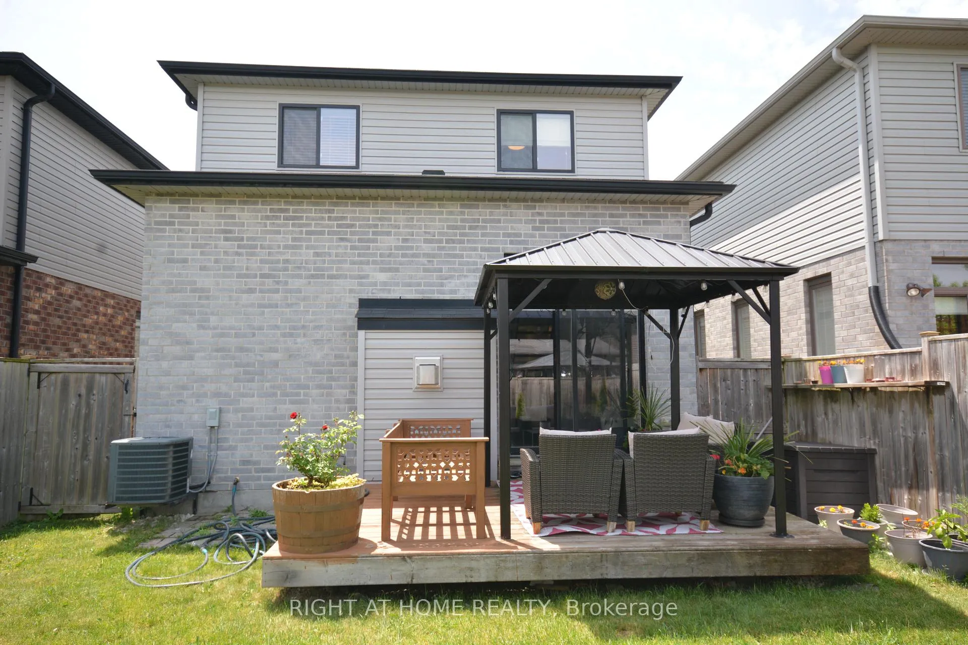 Photo 49 of 598 Freeport Street, London, North E — HOMEH