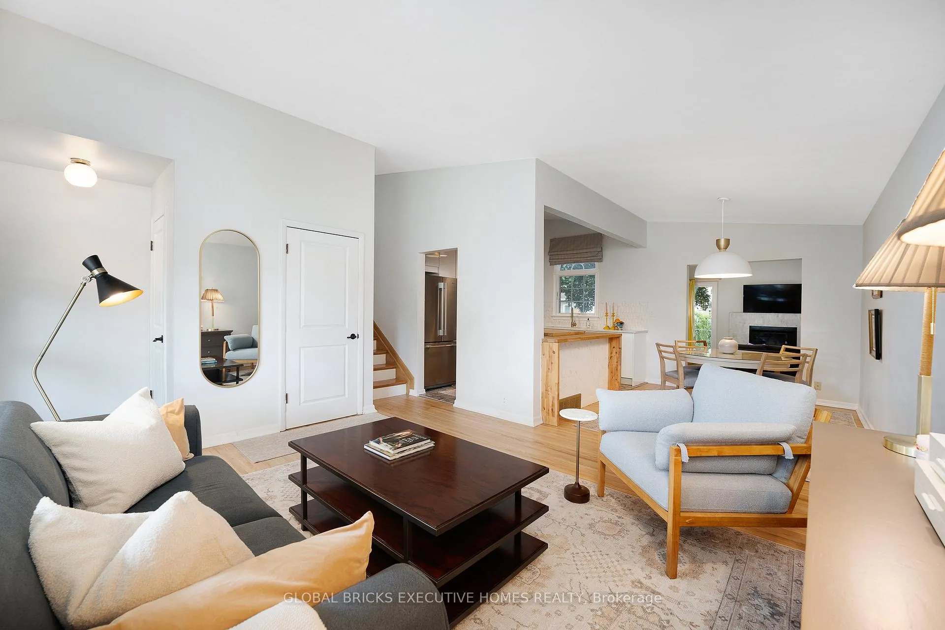Photo 21 of 3680 Roxborough Boulevard, Windsor — HOMEH