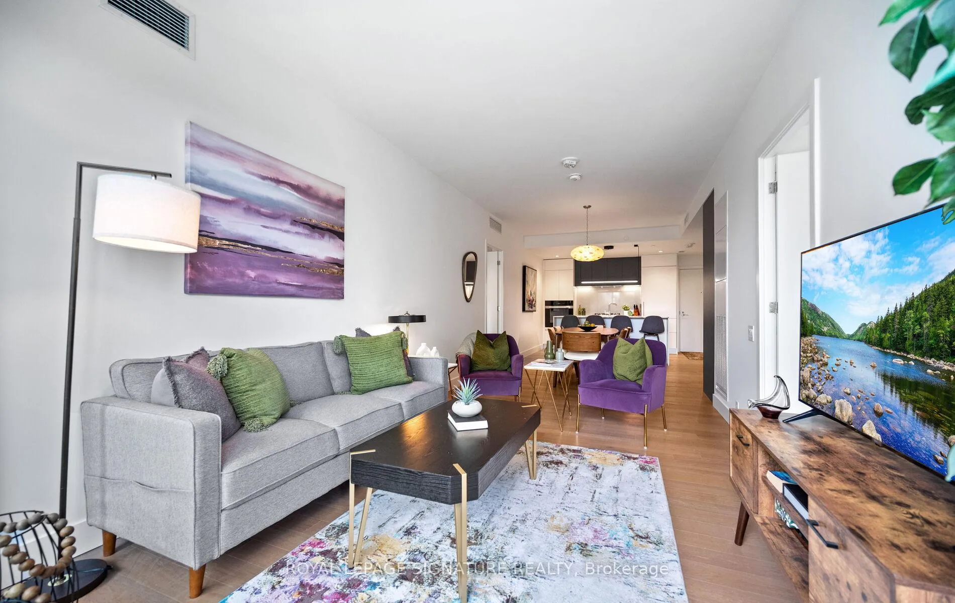 Photo 11 of Unit 407, 1414 Bayview Avenue, Toronto, Mount Pleasant East — HOMEH